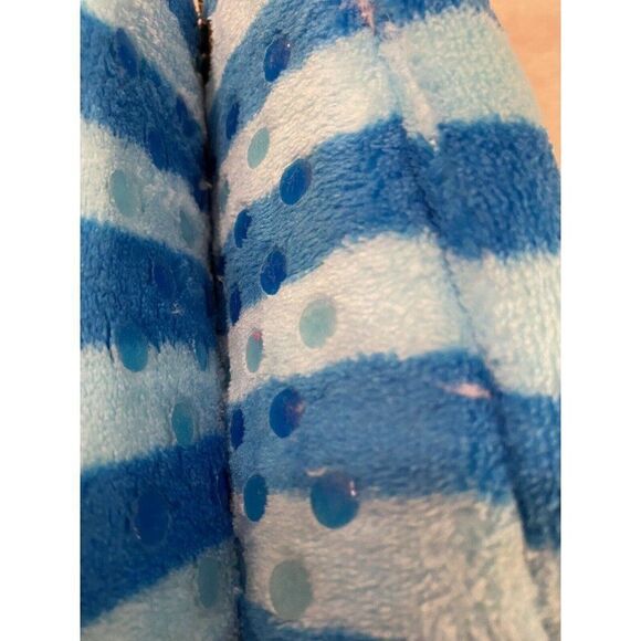 NEW Marvel Captain America Fuzzy Babba Slipper KID - Picture 5 of 7